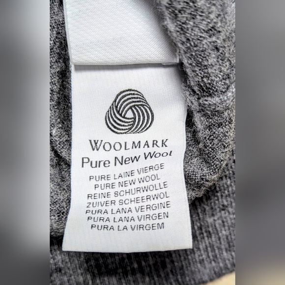 Lacoste Grey New Wool Cardigan Size Small - Picture 5 of 8